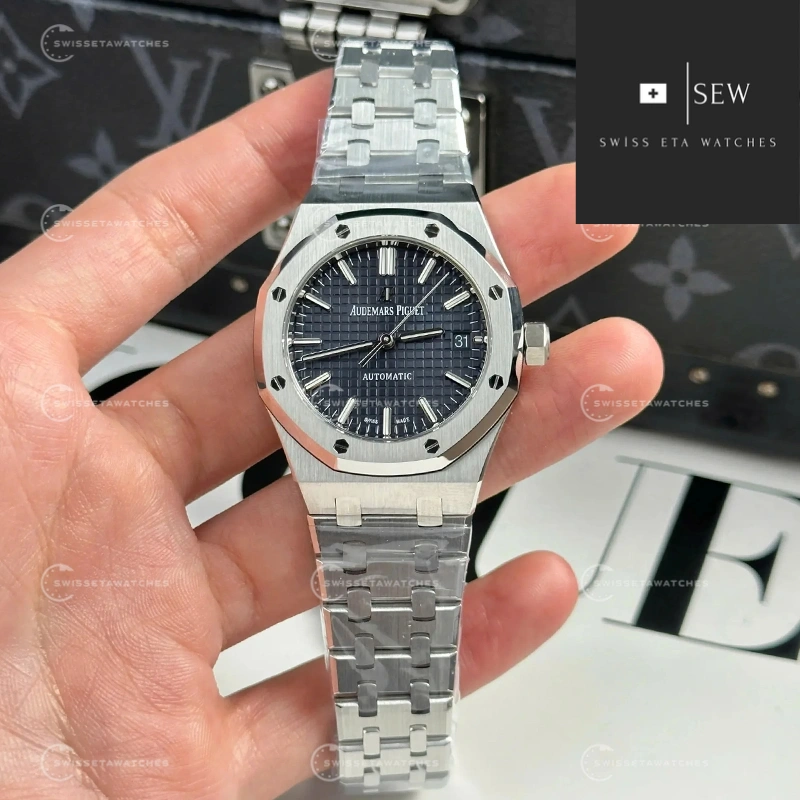 Audemars-Piguet-Royal-Oak-15450ST-Blue-Dial-swissetawatches-eta-saat-kadın (7)
