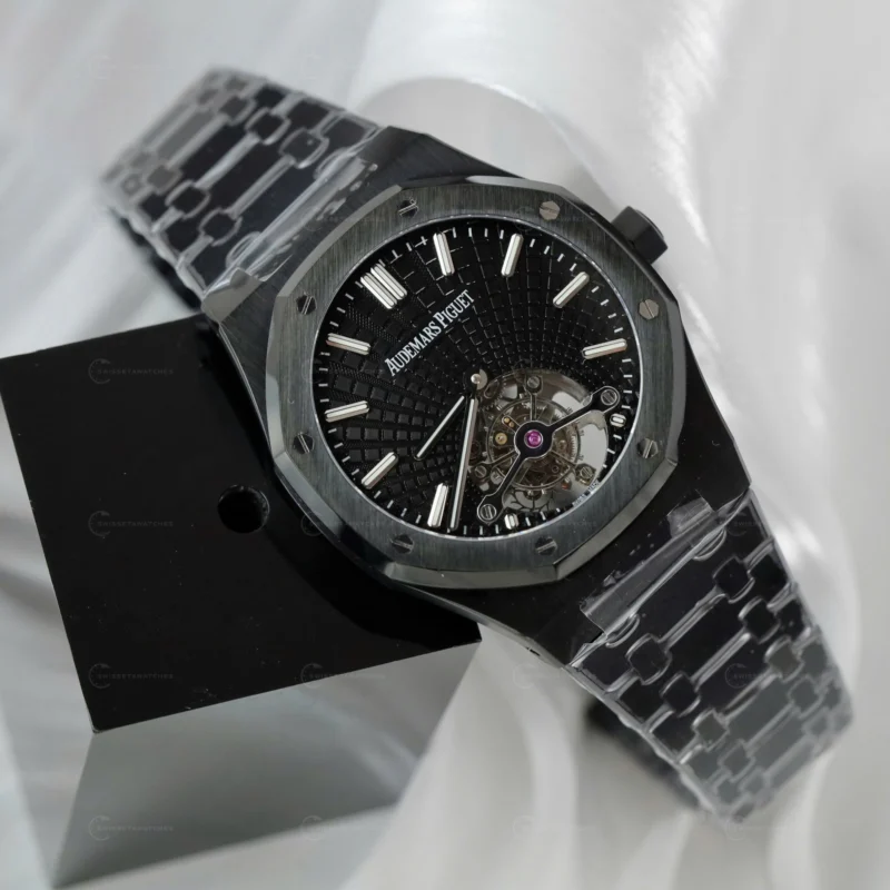 Audemars Piguet Royal Oak 26522CE clone saat – siyah seramik kasa, açık tourbillon mekanizma, 41mm APS üretimi replika model.